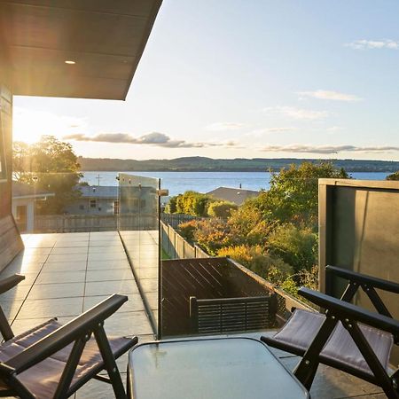 Taupo Escape - Rainbow Point Holiday Home Extérieur photo