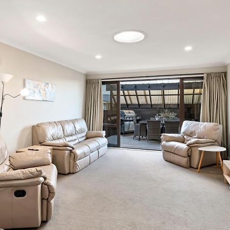 Taupo Escape - Rainbow Point Holiday Home Extérieur photo