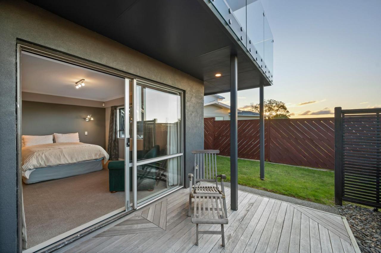 Taupo Escape - Rainbow Point Holiday Home Extérieur photo