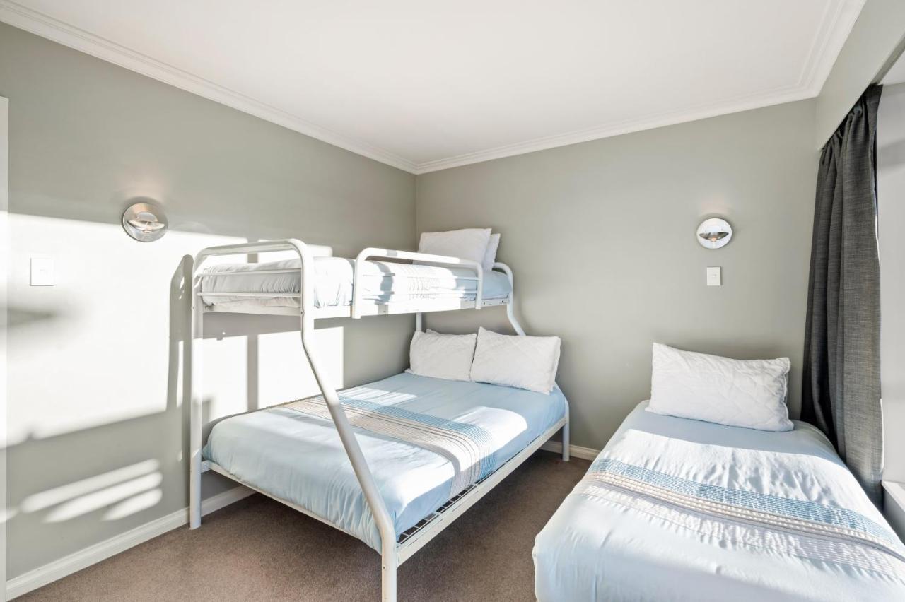 Taupo Escape - Rainbow Point Holiday Home Extérieur photo