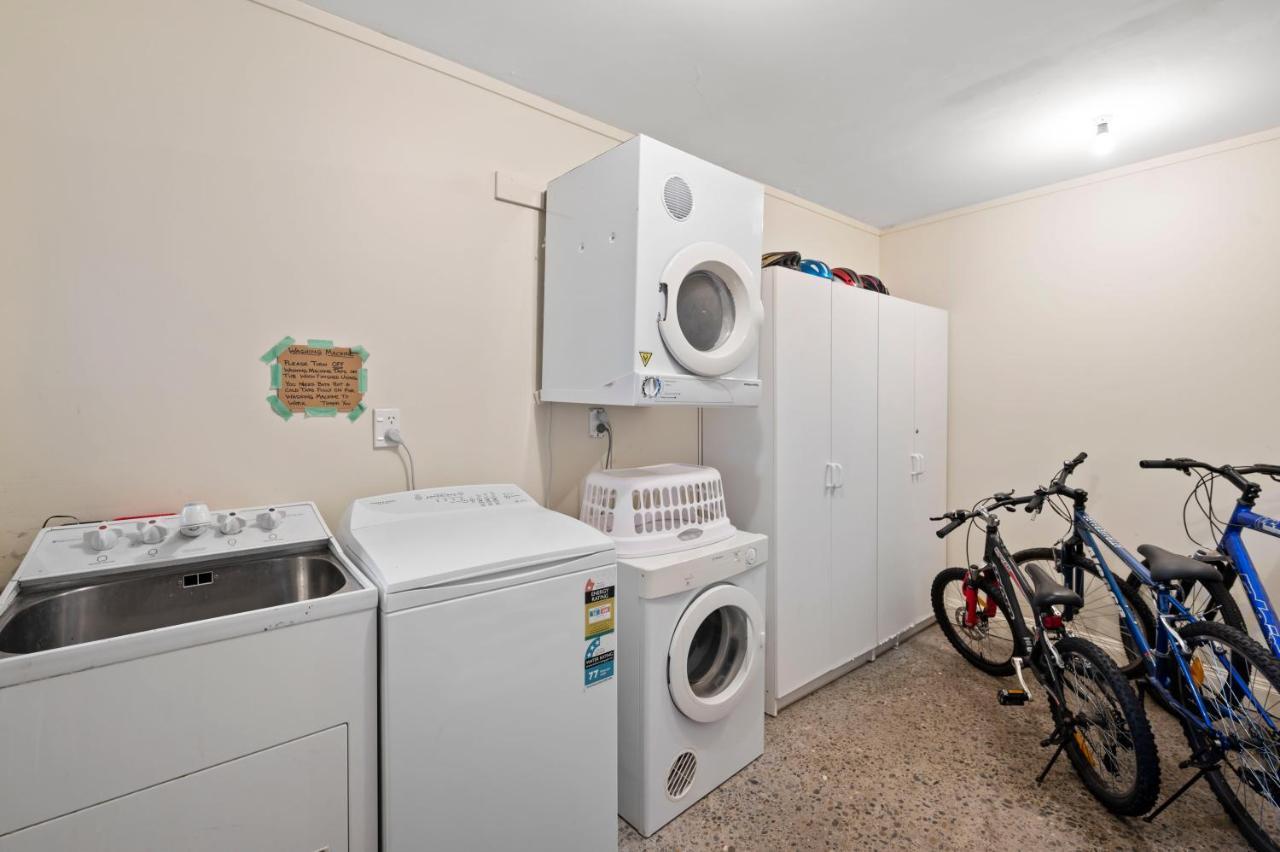 Taupo Escape - Rainbow Point Holiday Home Extérieur photo